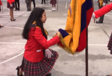 Photo of Estudiantes juraron la bandera sin el beso